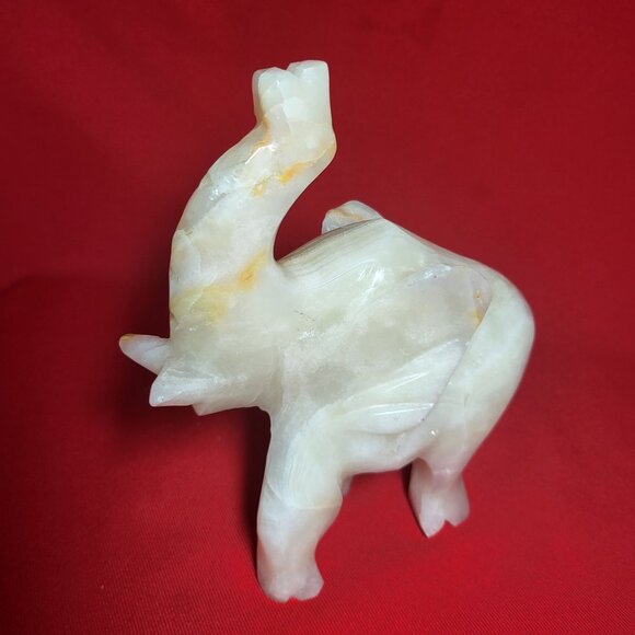 Vintage Onyx Carved Elephant Raised Trunk Sculpture Figurine - Picture 11 of 12